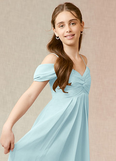 Azazie Kaitlynn Junior Vestido de Vidrio Marino de Gasa de Corte En A con Vestidos sin tirantes image6