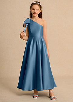 Azazie Guppy Junior Formal vestidos de niña de las flores Vestido de Bermudas de Satin Mate de Corte En A con Hombro unilateral image3