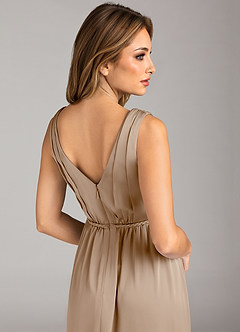 Azazie Tanicia Robes de demoiselle d'honneur Robe Trapèze en Satin extensible Plissée Taupe image7