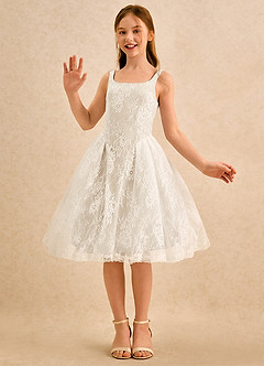 Azazie Cubbie Girls Formal Abiti da Ragazza di Fiori Abito A-Line in Pizzo Champagne image5