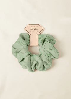 front Matchande färg brudtärne chiffong överstorlek scrunchie set