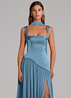 Azazie Stephanie Robes de demoiselle d'honneur Robe Trapèze en Satin extensible Plissée Acier Bleuté image6