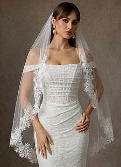 front Grace Floral Lace Fingertip Veil