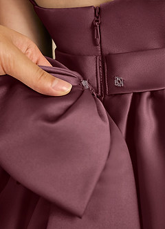 Azazie Davine vestidos de niña de las flores Vestido de Sangrado de Satin Mate de Corte En A con Tirante Espagueti image11