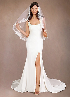 front Diamond and Lace Waist Veil