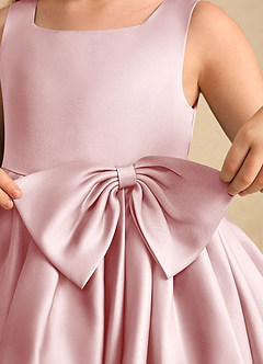 Azazie Jessie Robe Demoiselle D'honneur Fillette Robe Trapèze en Mat Satiné Arc Rose Poudré image7