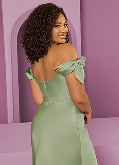 Barbie ♥ Azazie Jurken voor bruidsmeisjes Converteerbaar Jurk van Stretch Satijn met Kolom Off the Shoulder Stoffige Salie image13