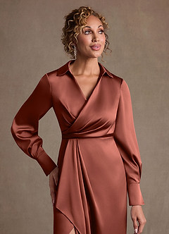 Azazie Jacinta Mère de la mariée Robes Robe Fourreau en Satin extensible Plissée Auburn image5