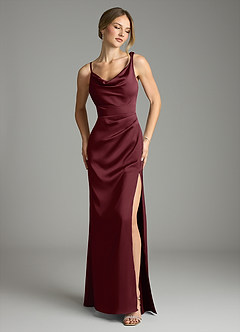 Azazie Samara Robes de demoiselle d'honneur Robe Sirène en Satin extensible Plissée Cabernet image1