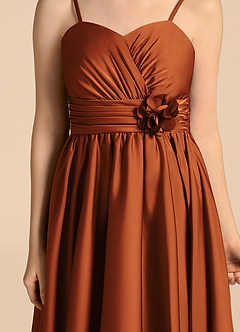 Azazie Catalina Junior Jurk van Stretch Satijn met A-Lijn Sweetheart Halslijn Kaneel image8