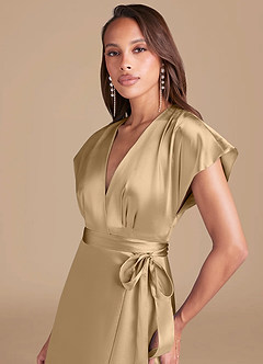 Azazie Nico Vestidos de damas de honor Vestido de Champán de Satén Metálico de Corte en A con Plisado image2