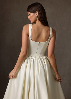 Azazie Verina Robes de mariée Robe Trapèze en Satin avec poches Crème image6