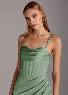 Azazie Brookelle Robes de demoiselle d'honneur Robe Fourreau en Satin extensible Corset en cœur Matcha image7