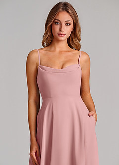 Azazie Elle Robes de demoiselle d'honneur Robe Trapèze en Mousseline de soie Plissée Rose Poussiéreuse image6