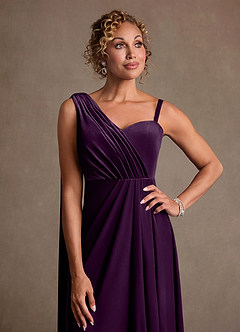 Azazie Aphra Klänningar till brudens mor Klä Tubklänning i sammet Ena axeln Druva image4