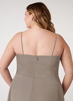 Azazie Arabella Allure Abiti da Damigella Abito Convertibile A-Line in Chiffon Scollo a Cuore Taupe image15