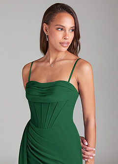 Azazie Amyra Jurken voor bruidsmeisjes Converteerbaar Jurk van Chiffon met Kolom Off the Shoulder Donkergroen image2