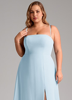 Azazie Wren Vestidos de madrinha de casamento Vestido Céu Azul de Chiffon de Linha A com Fenda Lateral image11