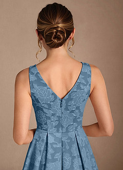 Azazie Fulton vestidos de madre de la novia Vestido de Azul Acero de Devorado Floral de Corte En A con Plisado image6