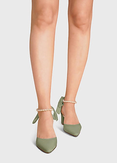 front Sapatos de salto bloco bico fino com pérolas e laços de cetim fosco combinando