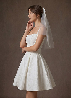 front The Satin Bow Shoulder Veil