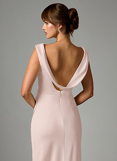 Azazie Kieryn Robes de demoiselle d'honneur Robe Sirène en Satin extensible Plissée Rose Pâle image2