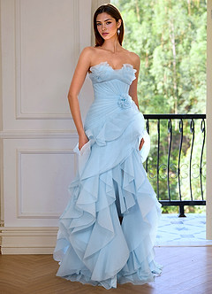 Aurelia Bleu Timide Robe de bal asymétrique à volants, décolleté en cœur et coupe trapèze, ornée de fleurs image5