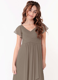 Azazie Omari Junior Vestido de Gris Pardo de Gasa de Corte En A con Volante image4