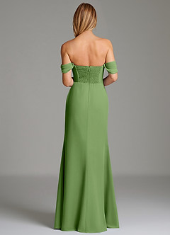 Azazie Riley Essayer des robes à la maison Robe Fourreau Convertible en Mousseline de soie Épaule décolletée Basilic image3