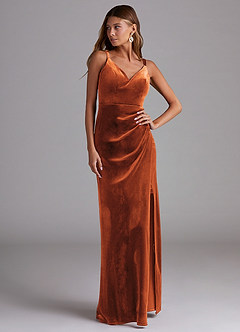 Azazie Leo Vestidos de damas de honor Vestido de Naranja Quemada de terciopelo de Corte Recto con Plisado image4