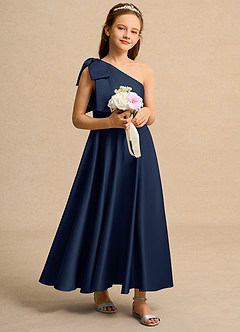 Azazie Guppy Junior Formal vestidos de niña de las flores Vestido de Azul Marino Oscuro de Satin Mate de Corte En A con Hombro unilateral image1