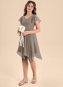 Azazie Janeaurelia Junior Abito A-Line in Chiffon Plissettato Taupe image1