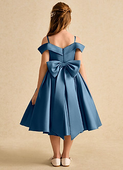 Azazie Favia Jurken voor bloemenmeisjes A-Lijn Jurk van Mat Satijn Off the Shoulder Bermuda image2