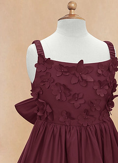 Azazie Midge Robe Demoiselle D'honneur Fillette Robe Trapèze en Mat Satiné Arc Cabernet image8