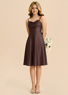 Azazie Bear Junior Robe Trapèze en Satin extensible Encolure en Forme de Cœur Ganache image5