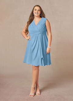 Azazie Theron vestidos de madre de la novia Vestido de Azul Acero de Gasa de Corte En A con Cuello en V plisado image6