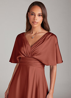 Azazie Pamela Robes de demoiselle d'honneur Robe Trapèze en Satin extensible Plissée Auburn image5