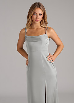Azazie Callan Robes de demoiselle d'honneur Robe Trapèze Convertible en Satin extensible Plissée Argent image7