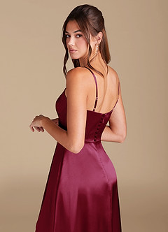 Azazie Halsey Brautjungfernkleider A-Linie Seitliche Cut-Outs Metallischer Satin Kleid Burgunderrot image2