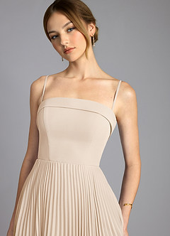 Azazie Mariana Vestidos de damas de honor Vestido de Alabastro Blanco de Gasa de Corte en A con Sin tirantes image2