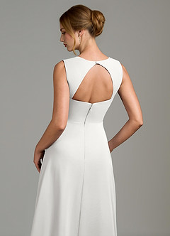 Azazie Gwendolyn Robes de demoiselle d'honneur Robe Trapèze en Mousseline de soie Encolure en Forme de Cœur Blanc image2