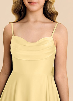 Azazie Bear Junior Robe Trapèze en Satin extensible Encolure en Forme de Cœur Beurre image7