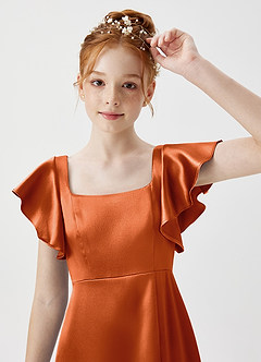 Azazie Bondi Junior Robe Trapèze en Satiné métallisé Fente Latérale Orange Brûlée image5