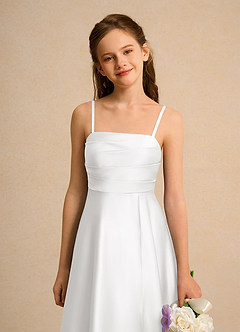 Azazie Pebbles Girls Formal Blumenmädchenkleider A-Linie Plissee Matte Satin Kleid Weiß image3