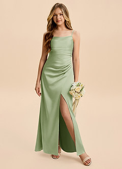 Azazie Minnie Junior Robe Fourreau en Satin extensible Drapé Vert Sauge image4