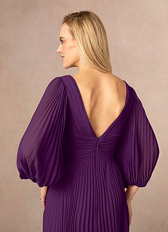 Azazie Zahara Mère de la mariée Robes Robe Trapèze en Mousseline de soie Col V plissé Grain De Raisin image6