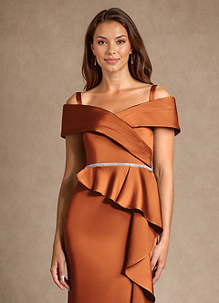 Azazie Dareia Mère de la mariée Robes Robe Sirène en Satin extensible Épaule décolletée Cannelle image8
