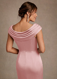 Azazie Irvine Mère de la mariée Robes Robe Trapèze en Satin extensible Plissée Rose Poudré image6