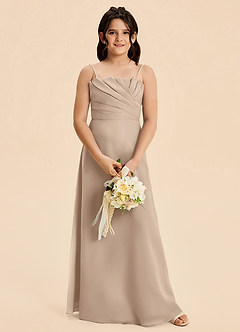 Azazie Rory Junior Robe Trapèze en Mousseline de soie Plissée Taupe image1