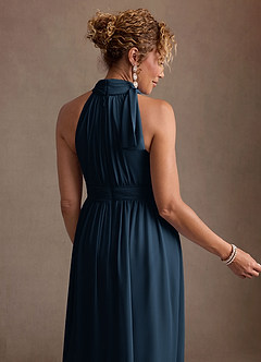 Azazie Antoinette Mère de la mariée Robes Robe Trapèze en Mousseline de soie Plissé Bleu Marine Foncé image7